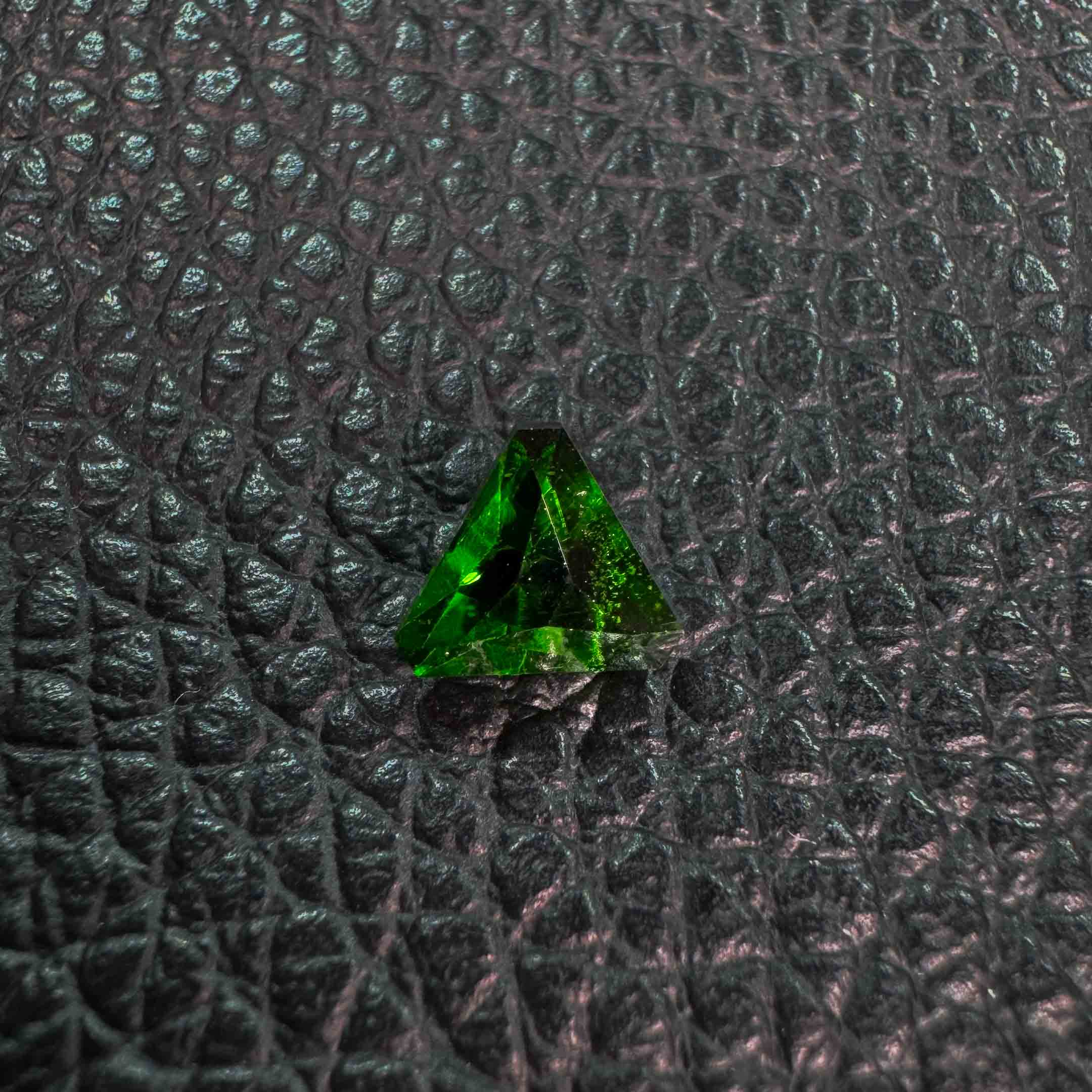 Chrome Diopside Trillion 1,75ct – Bild 2